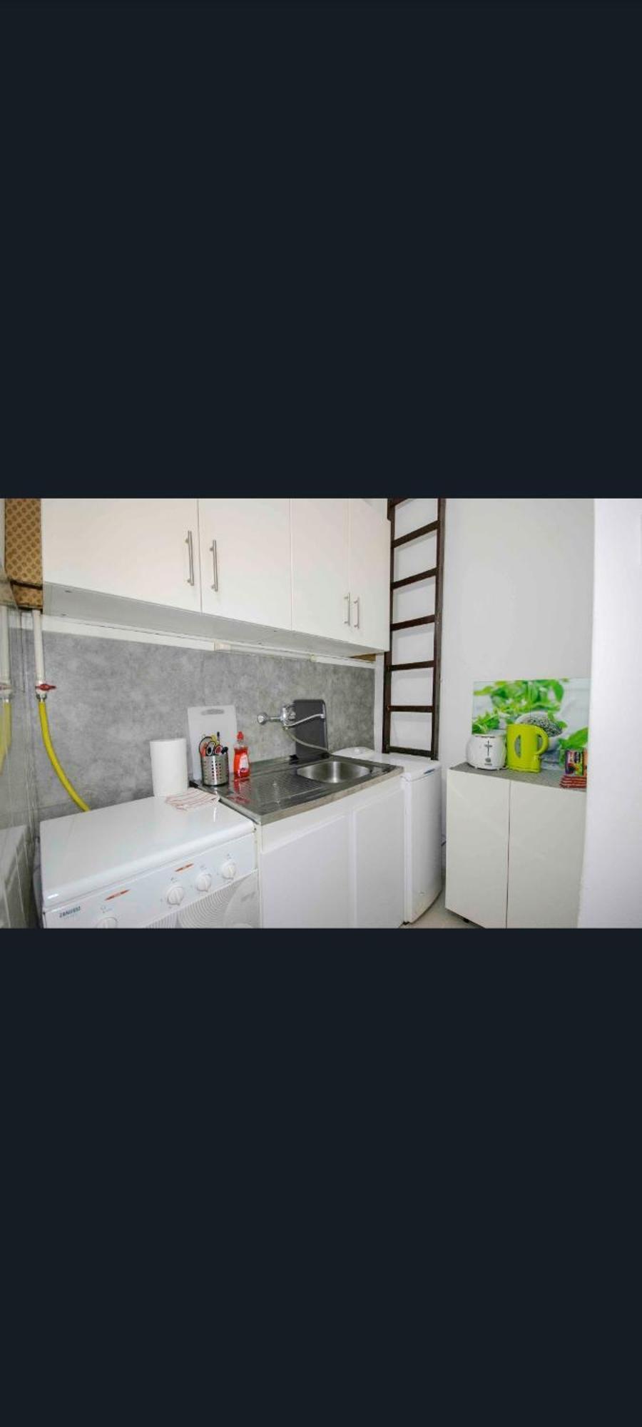 Free Parking Garage! Downtown Apartment Close To New York Cafe Budapešť Exteriér fotografie