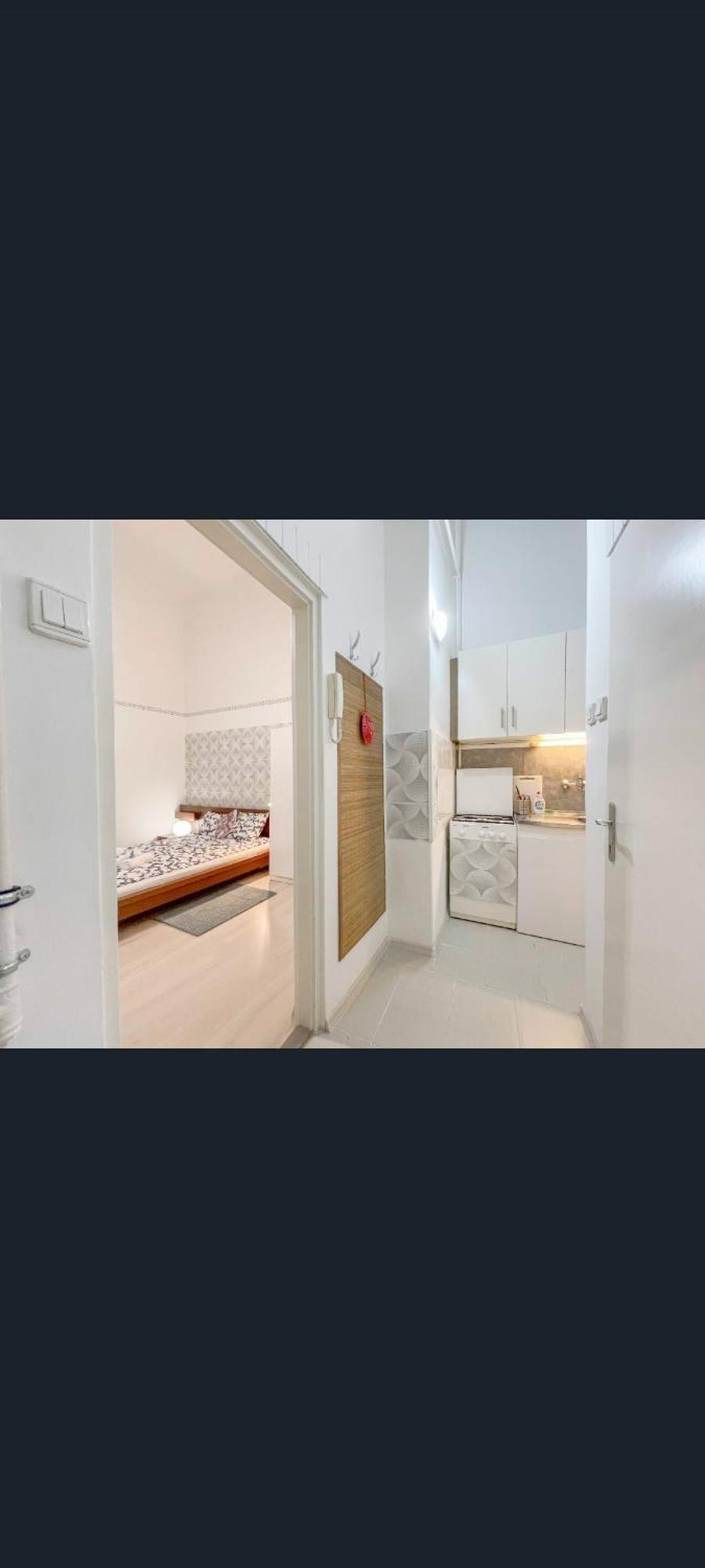 Free Parking Garage! Downtown Apartment Close To New York Cafe Budapešť Exteriér fotografie